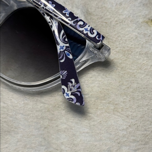 Vera Bradley Bree Sunglasses Steel Blue Medallion main image 4